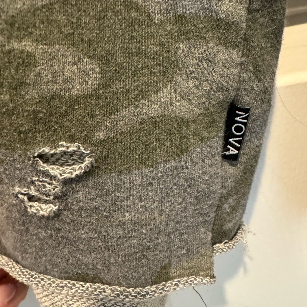 Mens NOVA Industries Camo Distressed Hoodie Size XL - Picture 11 of 13